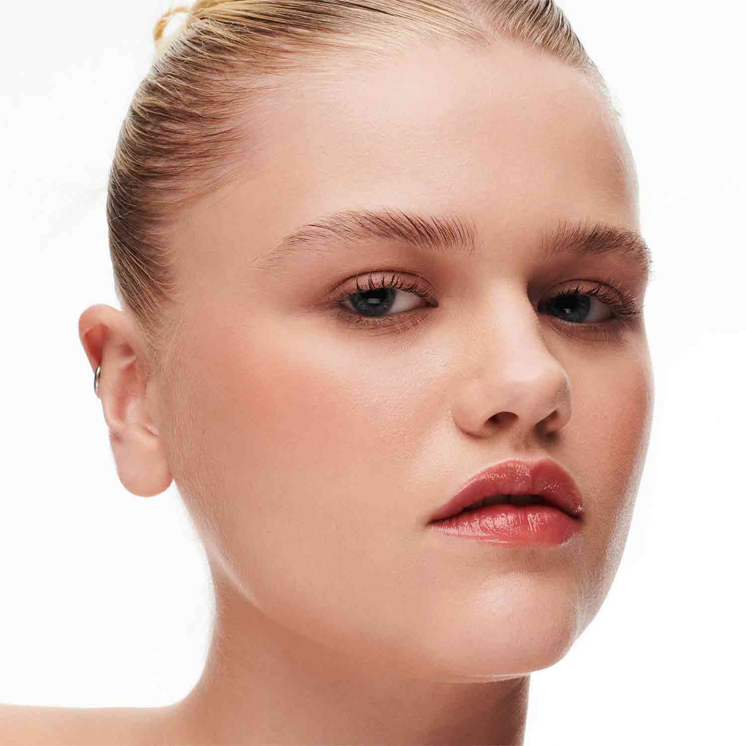 GLOW PLAY CUSHIONY BLUSH (BLUSH EN CREMA)